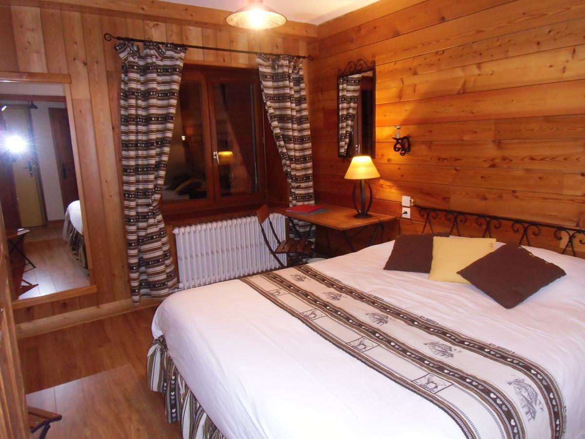 Aux 3 Frenes Inn